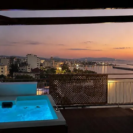 The Boheme Loft - Heated Jacuzzi And Sea View דירה פאטרה